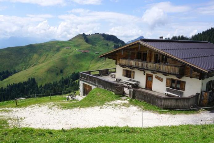 Außenansicht Alm