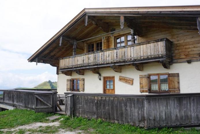 Außenansicht Alm