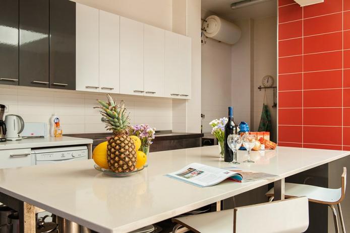 Moderne Küche zur Gruppenverpflegung