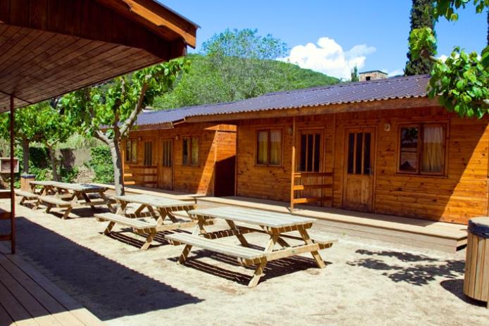 Unterbringung auch in komfortablen Bungalows möglich