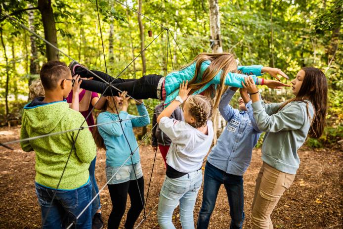 Erlebnispädagogischer Teamparcours