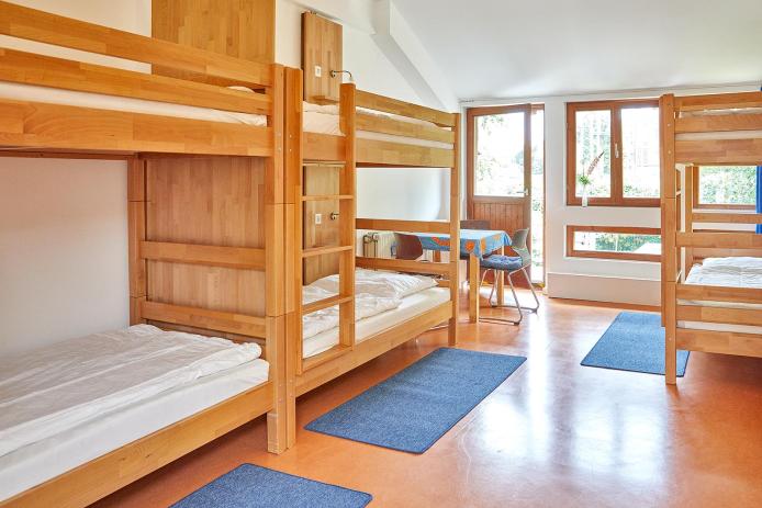 Zimmer 4 mit 6 Betten