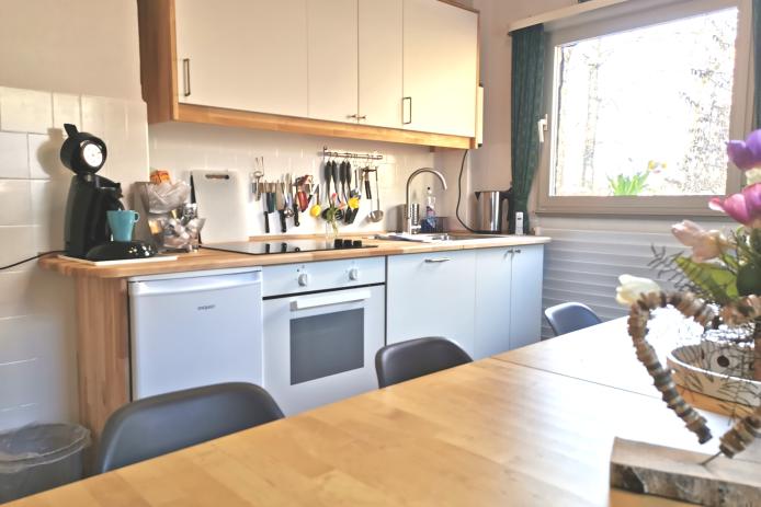 Küche für Begleitpersonen / Lehrer / Gruppenleiter