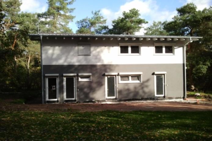 Sanitärgebäude mit Küche für den Zeltplatz