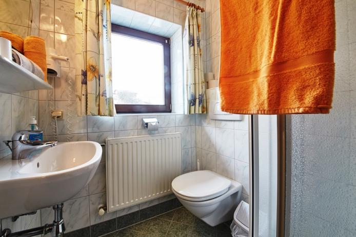 Dusche Doppelzimmer