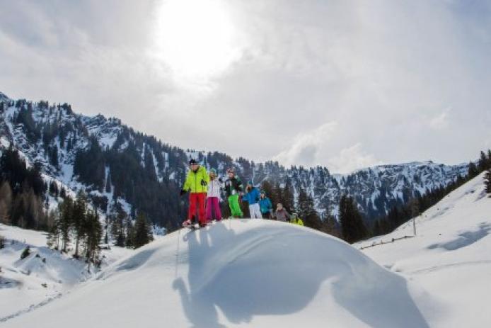 ... Schneeschuhwandern im Talschluss ...