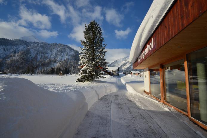 Winterbild vor dem Seminarraum