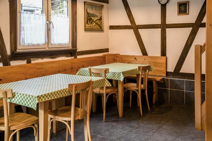 Küche mit Frühstücksecke