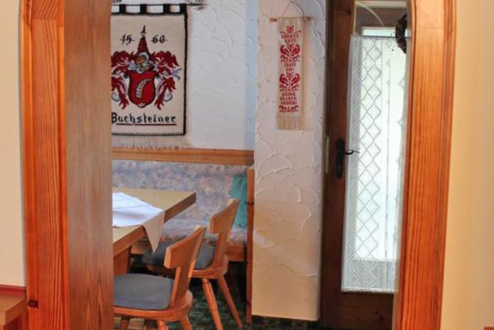 Sehr gemütlicher Wohnraum mit SAT-TV