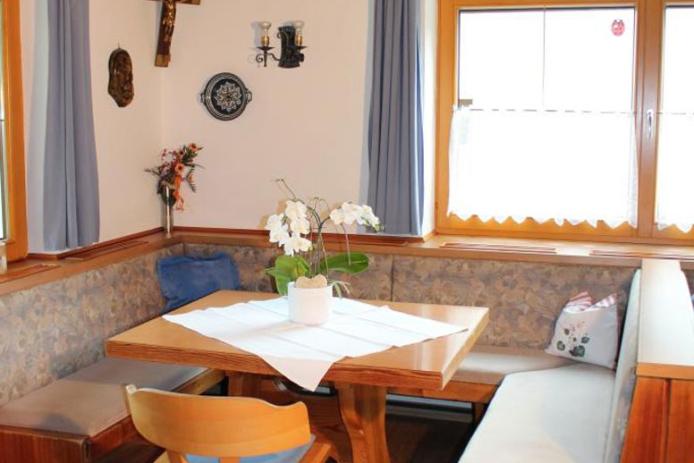 Sehr gemütlicher Wohnraum mit SAT-TV