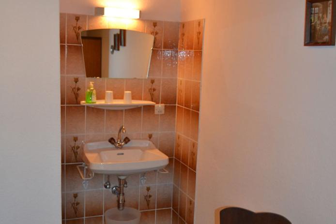 fl. Wasser in den Schlafzimmern