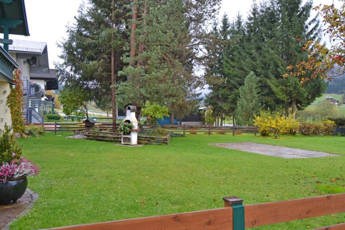 Garten (Aufnahme im Herbst)