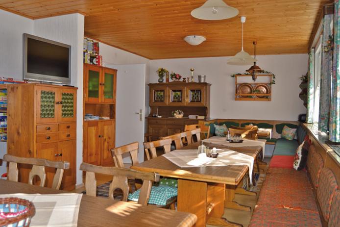 Gemütlicher Speise- und Aufenthaltsraum