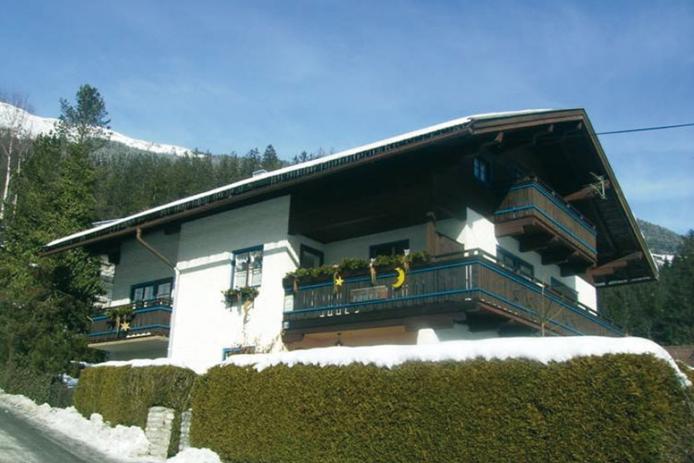 Ferienhaus Zillertalarena: Skiurlaub im Pinzgau