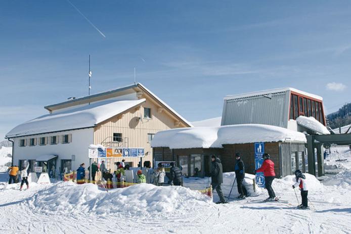 Gruppenhaus an der Talstation des Sesselliftes