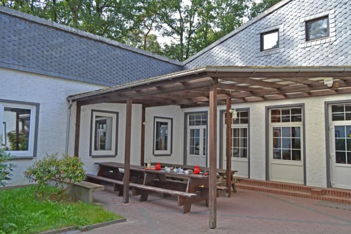 überdachte Terrasse