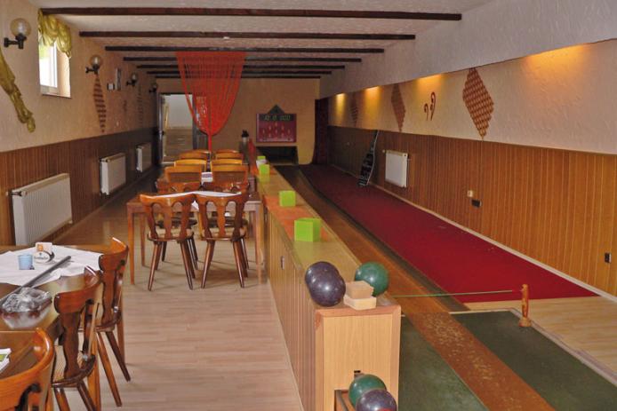 Kegelbahn (gg. Kaution nutzbar)