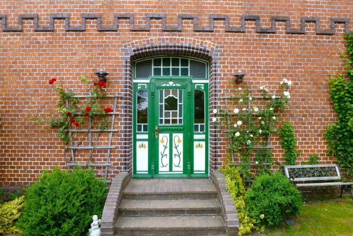 DAS Gruppenhaus an der Elbe