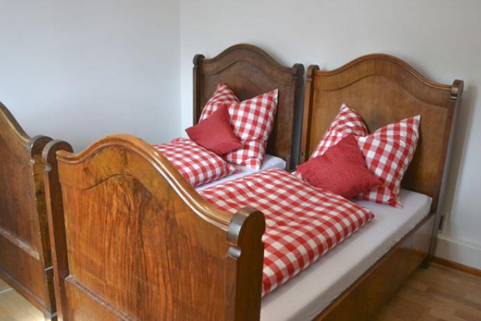 2-Bett-Zimmer mit Einzelbetten