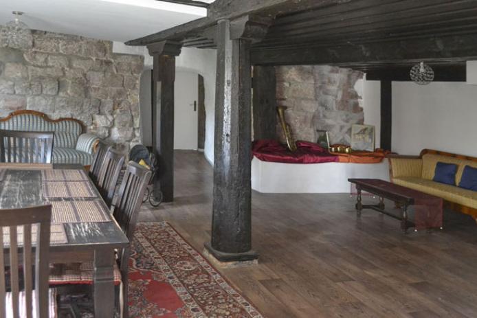 60 qm großes Wohn- und Esszimmer im UG