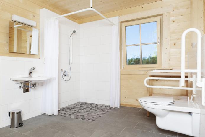 Eines unserer barrierefreien Bäder in der Blockhütte
