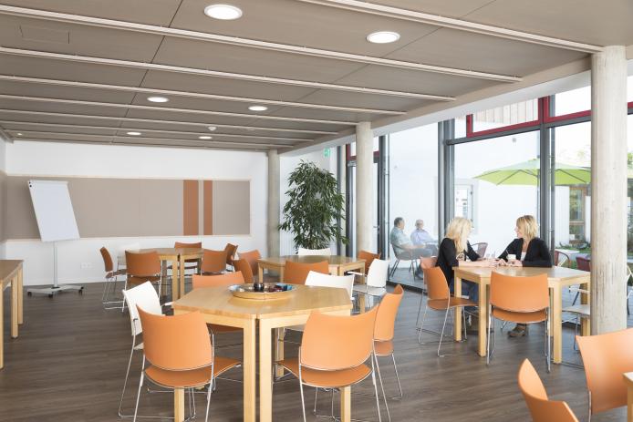 Einer unserer Seminarräume - das Gartenzimmer