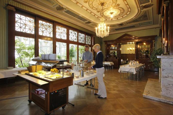 Speisesaal im Schloss