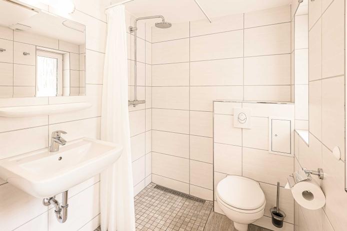 Bungis Am Grimnitzsee - Duschbad