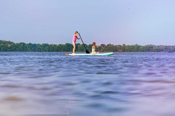 Stand-up-Paddling auf dem schönen flachen Grimnitzsee.