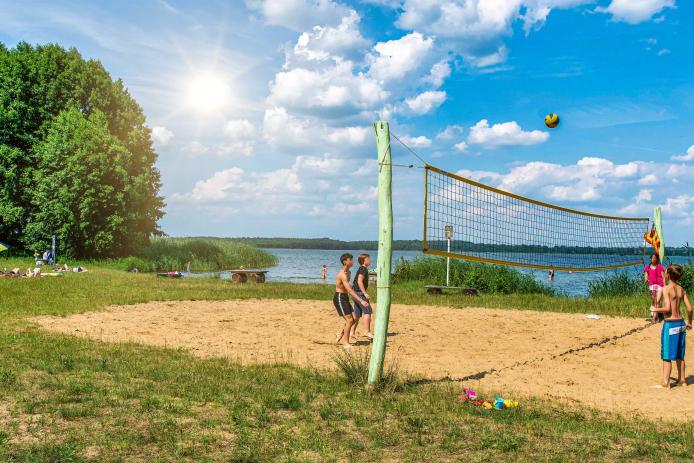 Direkt am schönen Grimnitzsee.