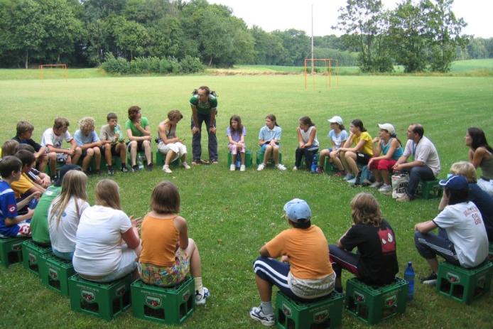 Gruppenarbeit im Grünen