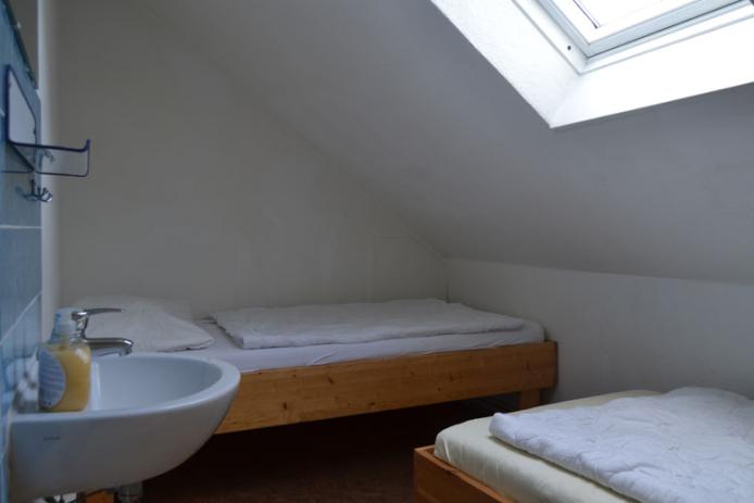 2-Bett-Zimmer