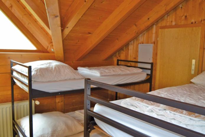 4-Bett-Zimmer mit Etagenbetten