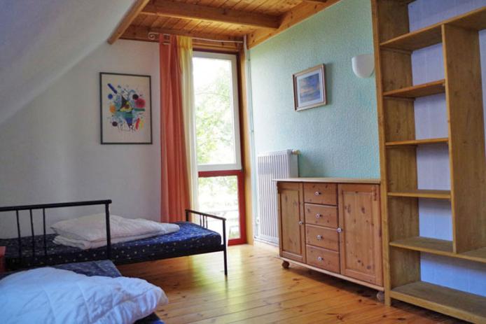 Schlafzimmer mit Einzelbetten