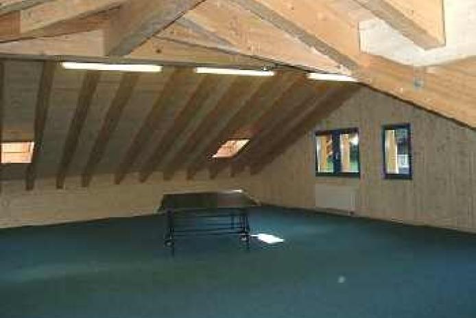 Aufenthaltsraum im Dachgeschoss