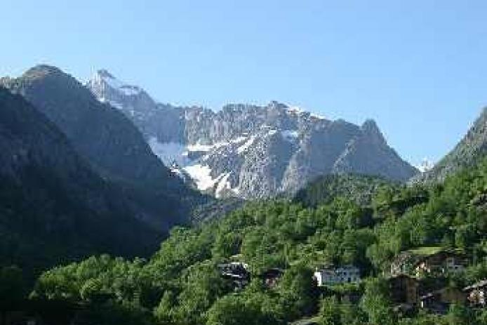 Umgebung, Finsteraarhorn