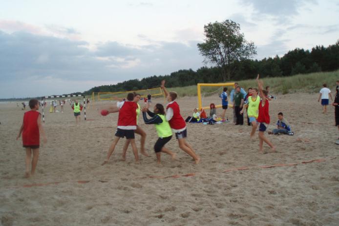 Fußball am Strand