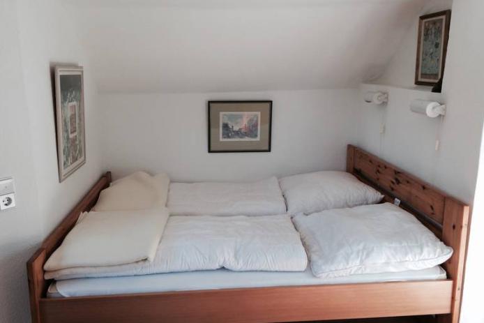 Bett im Seminarleiterhaus