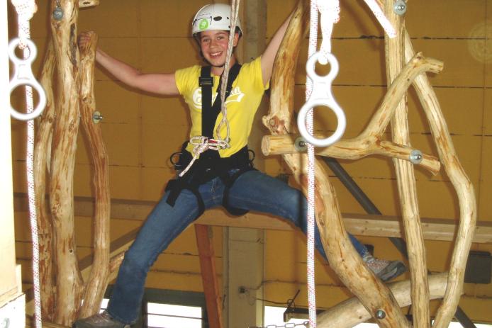 Indoor Hochseilgarten für Regentage