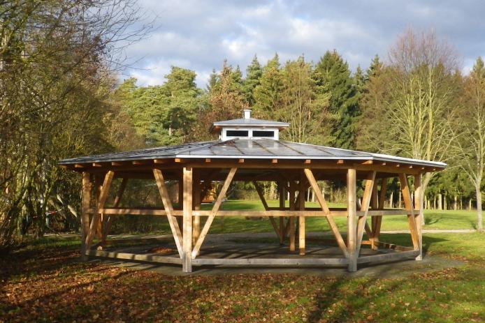 Grillpavillon für 30 Personen