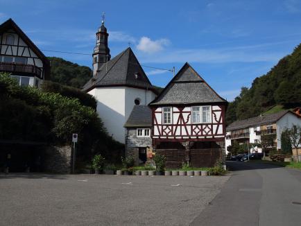 Die Ortsmitte von Sauerthal