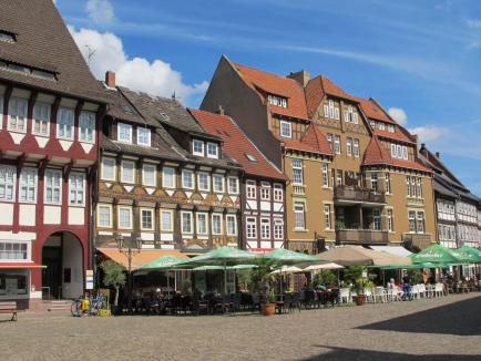 Einbeck - lebendige Atmosphäre des Stadtzentrums