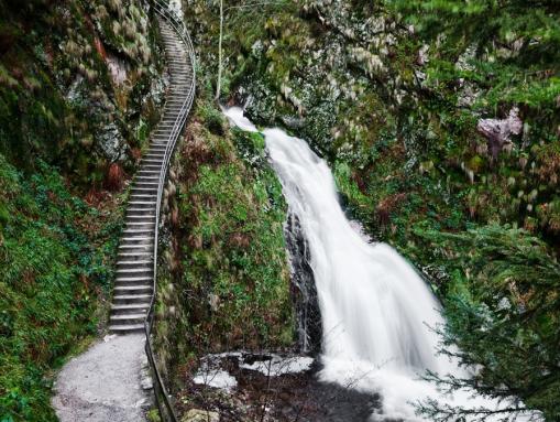 Allerheiligen-Wasserfälle am Oberlauf des Lierbach