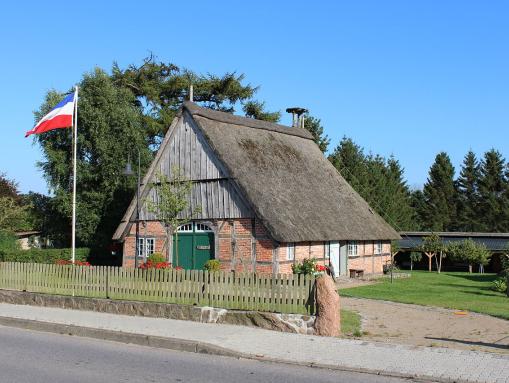 Langwedel, Nortorfer Strasse 5, Schulkate