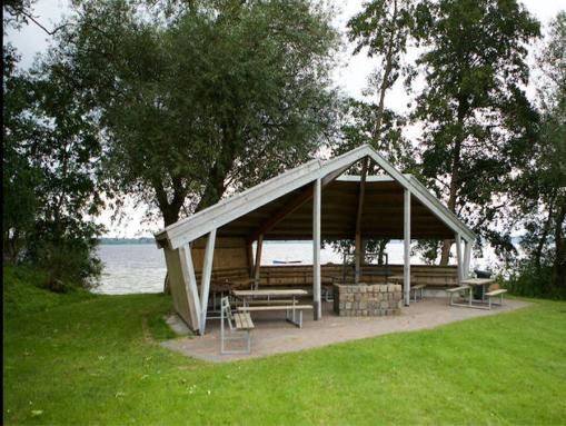 Am Grillplatz in Bünsdorf ...