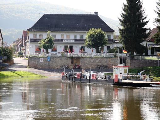 Gierseilfähre Weser zw. Veckerhagen u. Hemeln