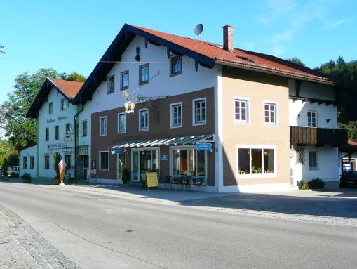 Ortsmitte Frasdorf Bäckerei und Cafe