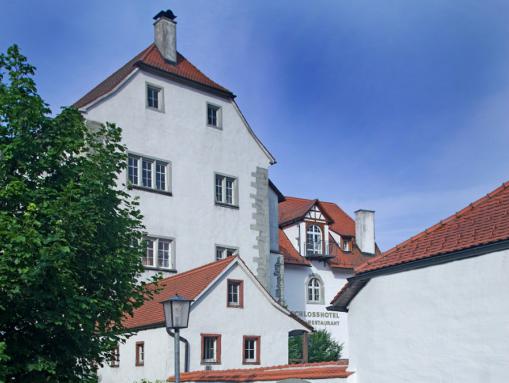 Schloss Wasserburg mit Restaurant und Cafe