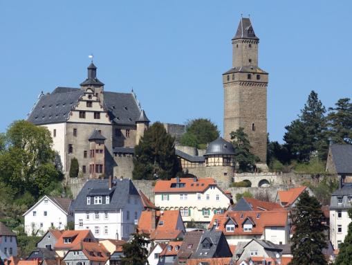 Burg Kronberg, Blick von Süden