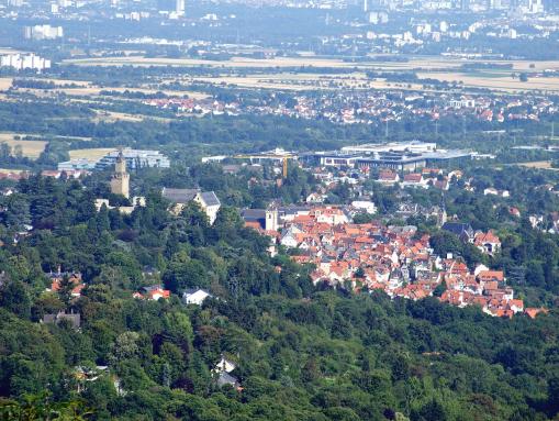 Kronberg im Taunus von Falkenstein aus